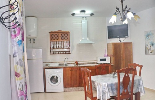 Conil de la Frontera City Center Apartment | Quiet central apartment for 3 people