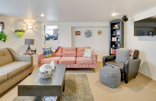 Belmont Cragin Apartment | Quiet Chicago Vacation Rental: 11 Mi to Downtown!