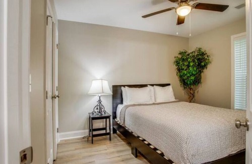 Johnson City House | Quiet, Clean, 2 story home. 2 beds, 2 baths, 1 car garage. No pets. No Smoking.