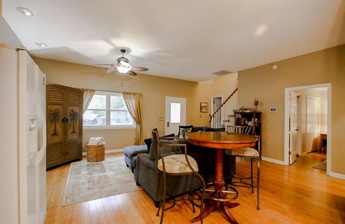 Richmond Hill House | Quiet Coastal Home in Ft McAllister + Pet Friendly