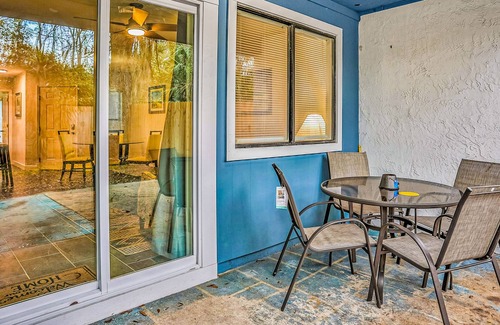 Atlantic Beach House | Quiet coastal townhome with fenced yard, firepit, AC, & W/D - dog-friendly