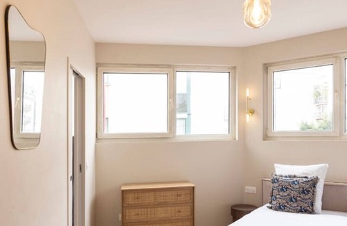 Le Pre-Saint-Gervais Apartment | Quiet, comfortable studio Paris 19
