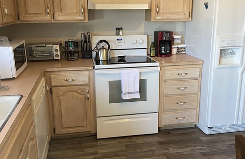 Ozark House | Quiet, comfort, awake you at The Southwest II
