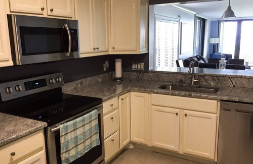 Hutchinson Island South Condo | Quiet Condo On the Atlantic Ocean
