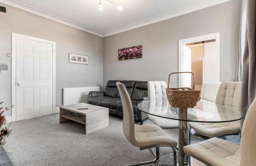 South Shields Apartment | Quiet & Cosy 3BedRoom - Great Base in South Shields near Hospital and Port of Tyne - Free Parking