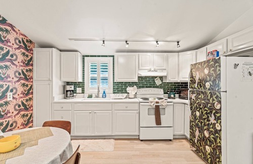 Wagontown Cottage | Quiet Cottage In The Woods, On a Country Road