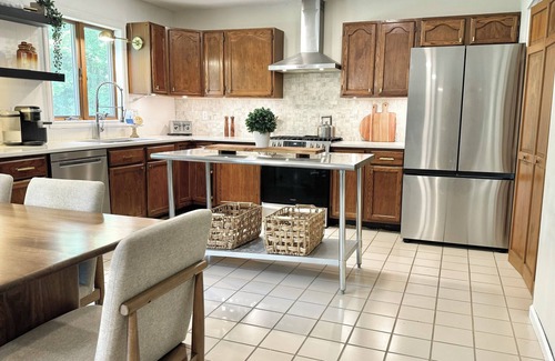 Murphysboro House | Quiet & Cozy Neighborhood Home