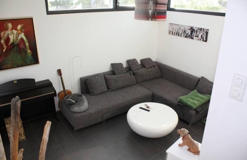 Ludwigshafen House | Quiet DHH near the lake with garden