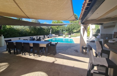 Est Villa | Quiet, discreet luxury