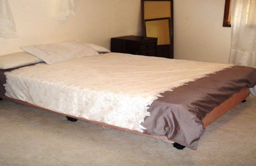 Hawks Nest House | Quiet Family Holiday....