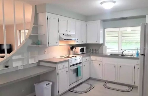 Southgate House | Quiet family home located centrally to beaches and downtown Sarasota