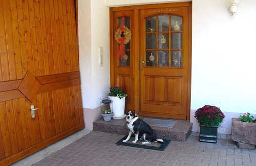 Hofstetten Apartment | Quiet Farmhouse, Hofstetten