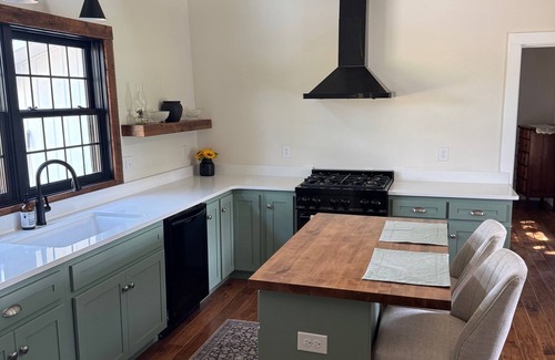Denton Other | Quiet Farmhouse on 4 acres, 2 Bedroom, close to town, Denton MD