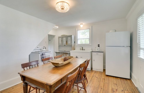 Elkton House | Quiet Farmhouse on 77 Acres Near Shenandoah River!