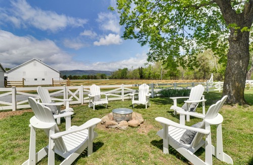 Elkton House | Quiet Farmhouse on 77 Acres Near Shenandoah River!