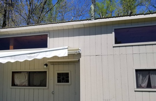 Wilder Cottage | Quiet Get-a-Way Cottage at The Retriever Retreat