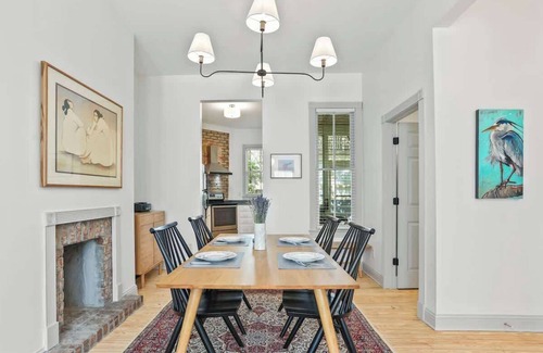 Beach Institute House | Quiet Historic Corner Easy Walk to Downtown, Dining, and Entertainment