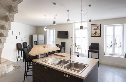 Eyragues House | Quiet home in the heart of the Alpilles with private pool