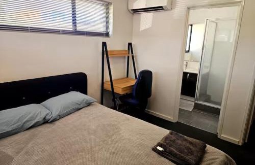 Bedford House | Quiet house in Bedford