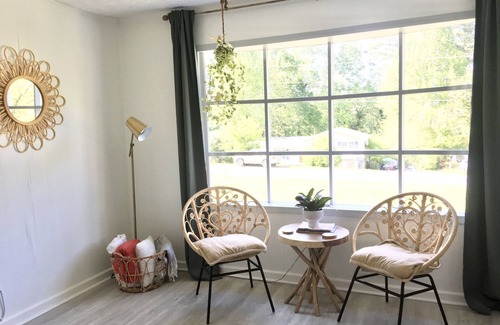 Woodstock House | Quiet house near Downtown Woodstock