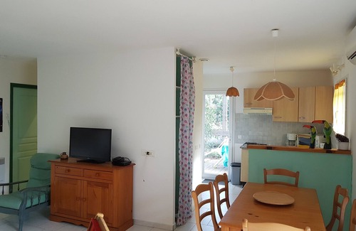 Lecci House | Quiet house, officially classified 3 *, 1.5km from the beach of Saint Cyprien