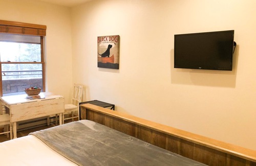 Mountain Village Hotel | Quiet Lock-Off Room With King Bed in Mountain Village