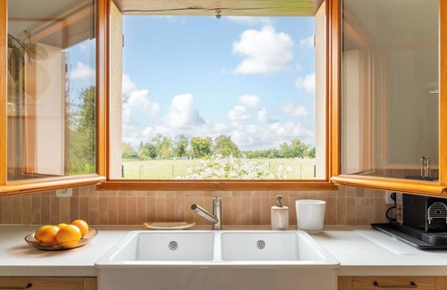 Le Mesnil-Lieubray Villa | Quiet, modern family cocoon 1h30 from Paris. Sleeps 12, ideal for families