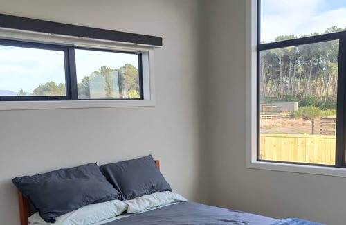 Motuoapa House | Quiet modern retreat
