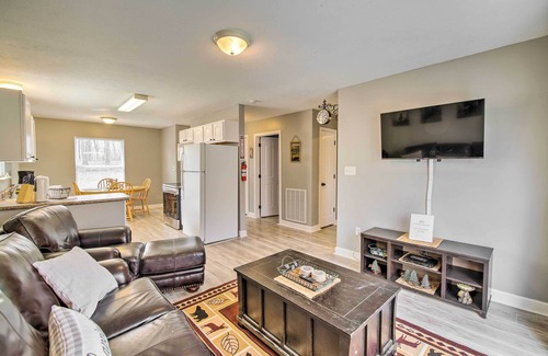 Morristown House | Quiet Morristown Hideaway w/ Deck & Fire Pit!