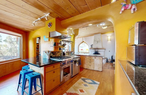 Valdez House | Quiet Mountain Retreat - Fireplace, Pizza Oven, WiFi, Washer & Dryer, Dogs OK