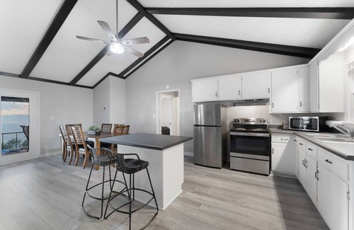 Morganton House | Quiet Mountaintop Vista w/Hot tub and Fire pit