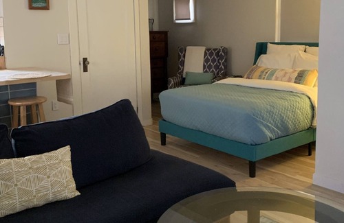 North Park Cottage | Quiet Oasis In North Park Close to Area Beaches, Gaslamp, Zoo and Balboa Park