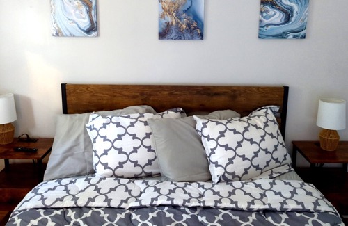 Blythewood Cottage | Quiet One Bed/One Bath Guest House in Blythewood