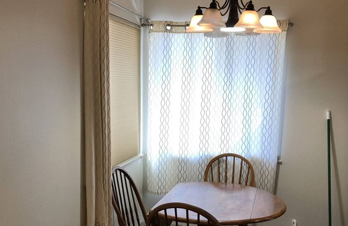 Weaverville House | Quiet, peaceful, central Weaverville home