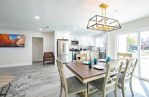 Rosemead House | Quiet & Peaceful Home Close to LA/Beaches/Disney
