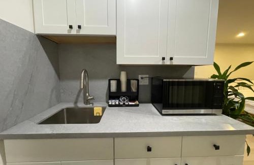 San Bruno House | Quiet Private Room Near SFO with Free Parking