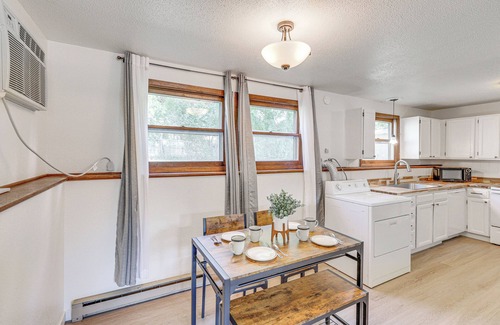 Rapid City Apartment | Quiet Rapid City Getaway - Near Dinosaur Park!