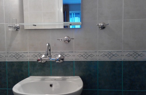 Budjaka House | Quiet Room For 2, Close To The Beach
