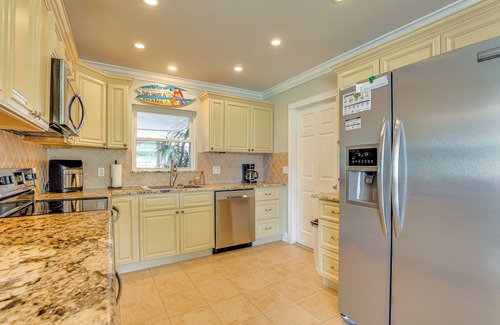 Southgate House | Quiet Sarasota Retreat - 6 Mi to Siesta Key Beach!