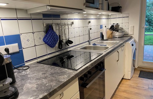 Osterhusum House | Quiet semi-detached house with garden and garage in Husum on the North Sea