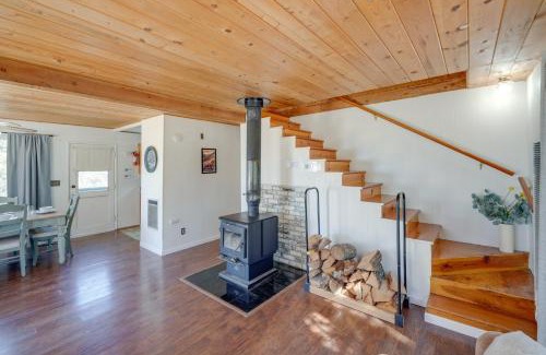 Posey House | Quiet Sequoia National Forest Cabin with Fireplace