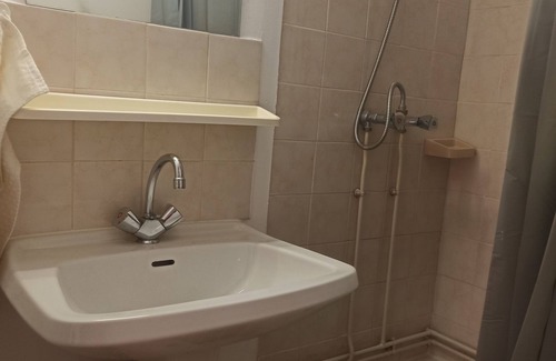 Nantua Apartment | QUIET STUDIO DOWNTOWN NANTUA