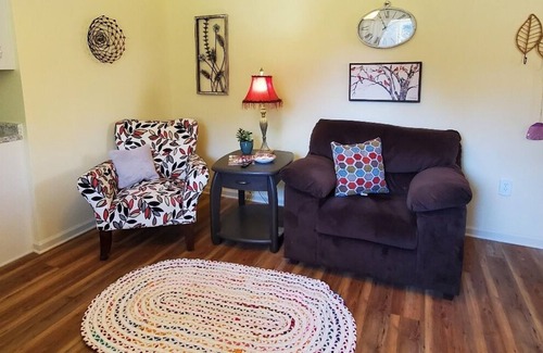 Fairhope Apartment | Quiet Studio just outside city limits on private 1.5 acres