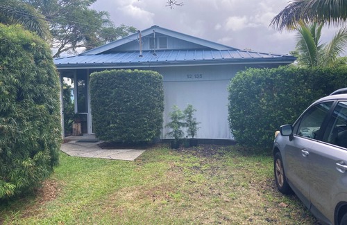 Kehena Apartment | Quiet Studio Vacation Rental on the Beautiful Puna Coast