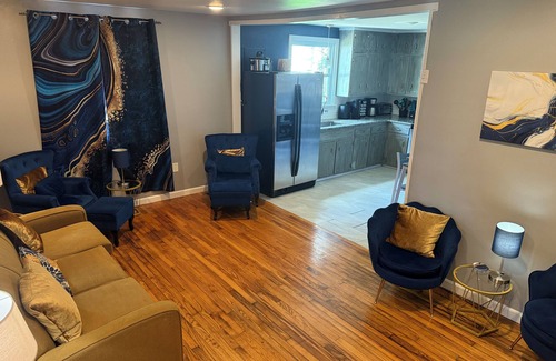 Nashville House | Quiet Suburban home 3BR 2baths Sleeps 10!