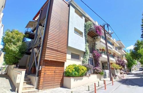Agios Pavlos Apartment | Quiet Urban Studio with Private Backyard