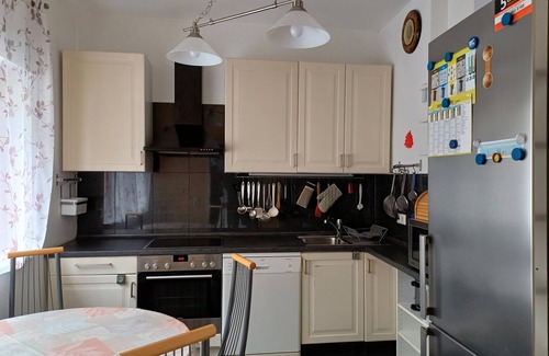 Rhein-Erft-Kreis District Apartment | Quiet vacation apartment near Cologne: Hürth, centrally located