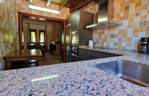 Alhaurin el Grande Villa | Quiet Villa with heated swimming pool, barbecue and views.