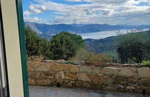 San Lorenzo della Costa House | Quiet with view of the Tigulio Gulf and Santa Margherita Ligure.