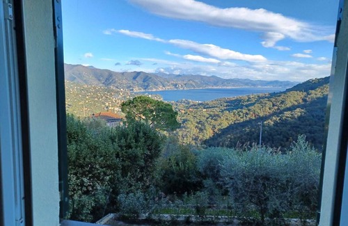 San Lorenzo della Costa House | Quiet with view of the Tigulio Gulf and Santa Margherita Ligure.